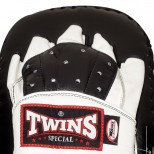 Боксерские ударные лапы Twins Special (PML-23 black/white)